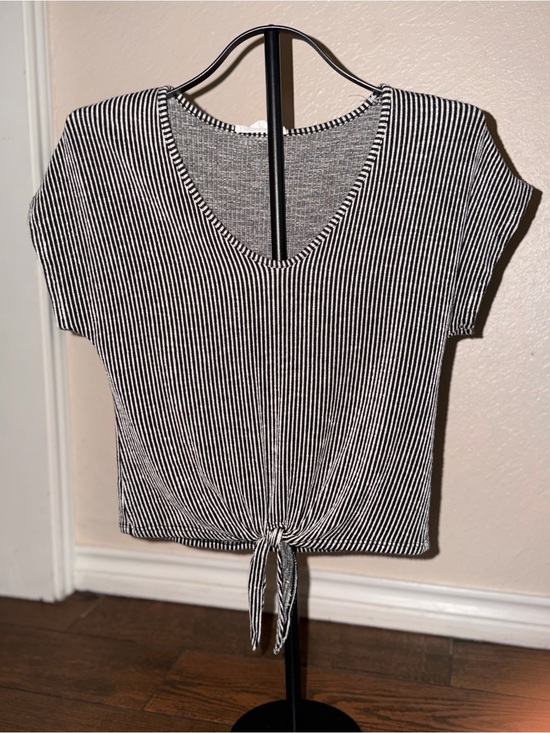 Caution To The Wind Tops - Caution To The Wind Black & White Striped Tie-Front V-Neck Top